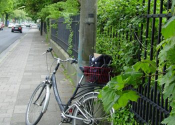 News - Fahrradparken auf Gehweg - ebike-news.de