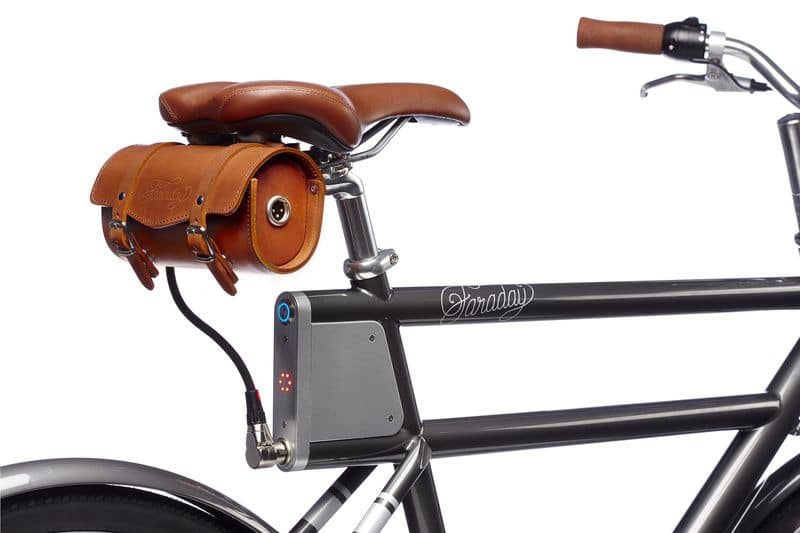 Faraday e-Bike mit extra Akku in der Satteltasche