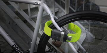 Textilschloss im Stiftung Warentest Test Textil-Schloss Litelock® an festem Gegenstand