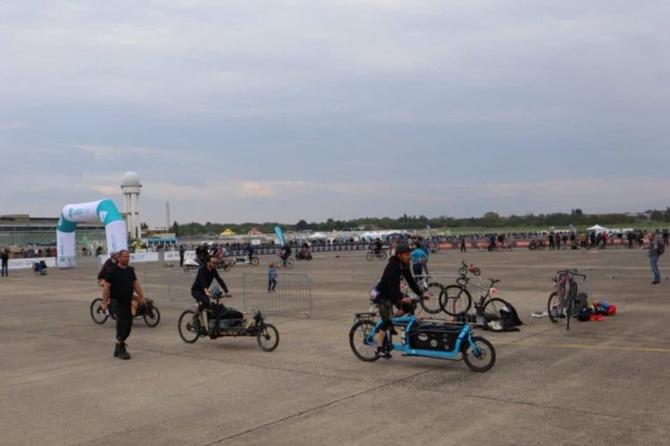 Lastenrad - Parcours auf dem Tempelhofer Feld