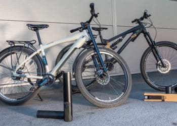 TAKE 2 E-RIDE 1: NOX Cycles präsentiert Bundle aus zwei E-Bikes mit einem Antrieb - eBikeNews