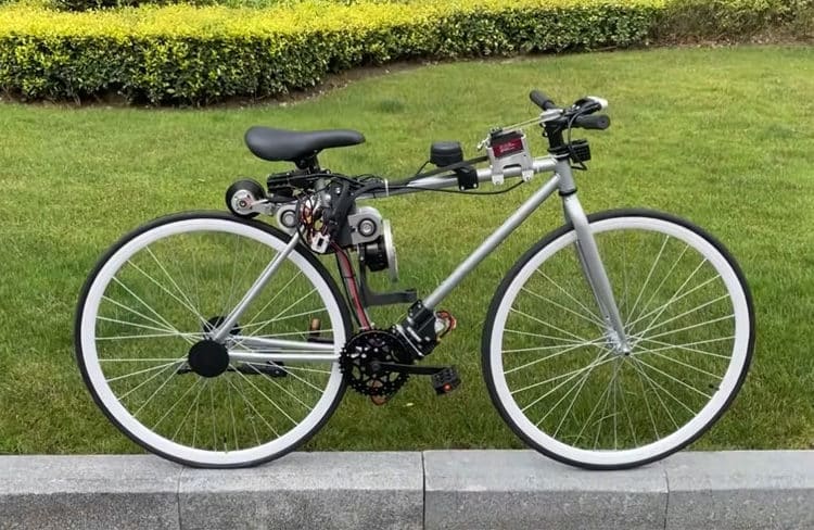 Verrückt: Chinesischer Tüftler erfindet selbstfahrendes E-Bike - eBikeNews