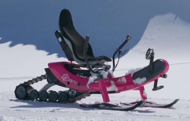 Mit dem E-Bike zum Apres-Ski: Irres Gefährt kommt mit Raupen-Antrieb