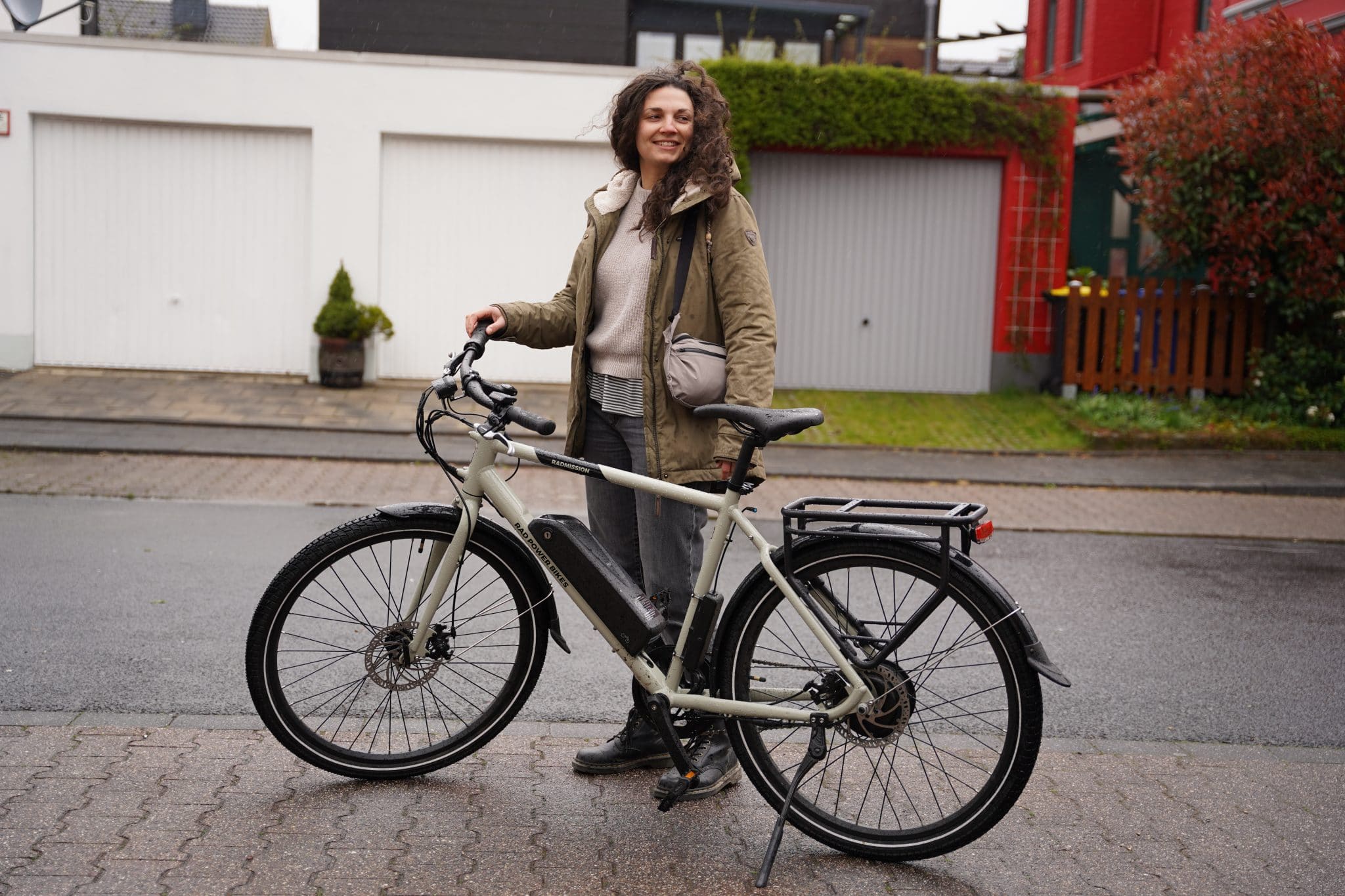 E-Bike | Fahrrad | Regenkleidung - A7300500 scaled - eBikeNews