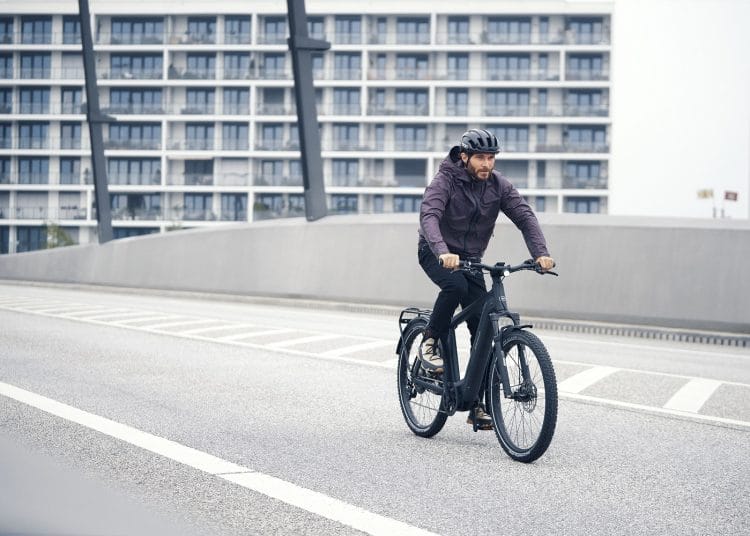 Bosch | Bosch Performance CX | City E-Bike - RieseMueller Charger4 - eBikeNews