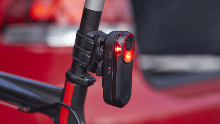 Dash-Cam fürs E-Bike: Garmin bringt Kombi aus Rücklicht und Kamera auf den Markt