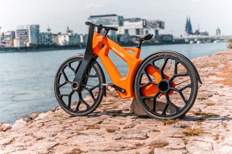 Erstes Kunststoff-Bike: Ein E-Bike komplett aus recyceltem Plastik?