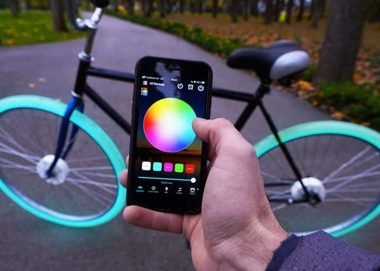 YouTube-Tüftler bastelt leuchtende LED-Räder für sein Fahrrad - eBikeNews
