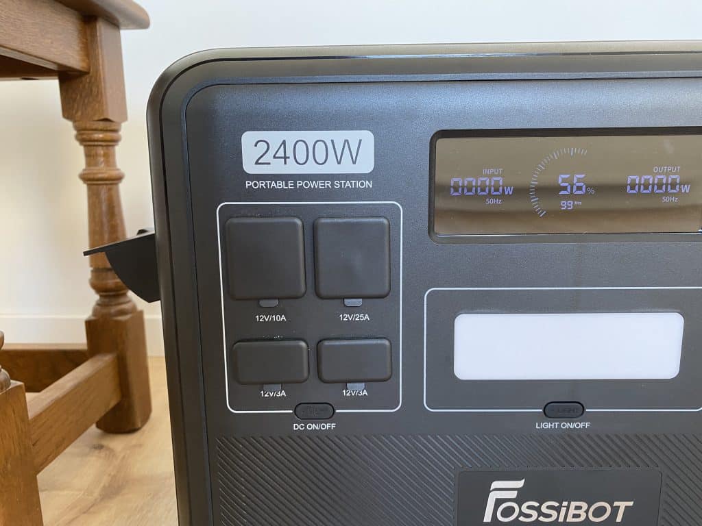 12 V Anschlüsse der Powerstation Fossibot F2400