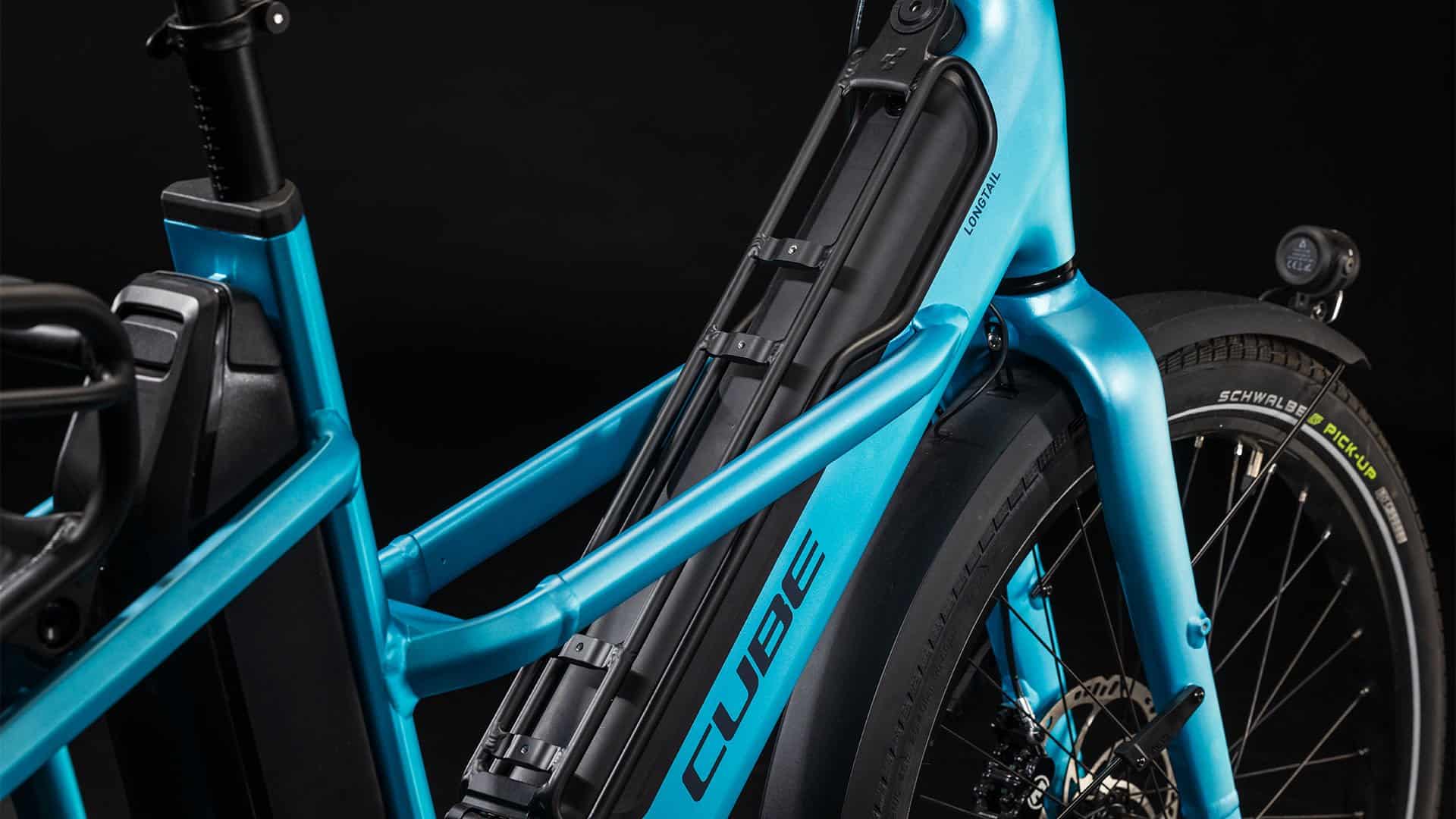 750 Wh | Bosch Performance CX | Cargo-E-Bike - Staufach - eBikeNews