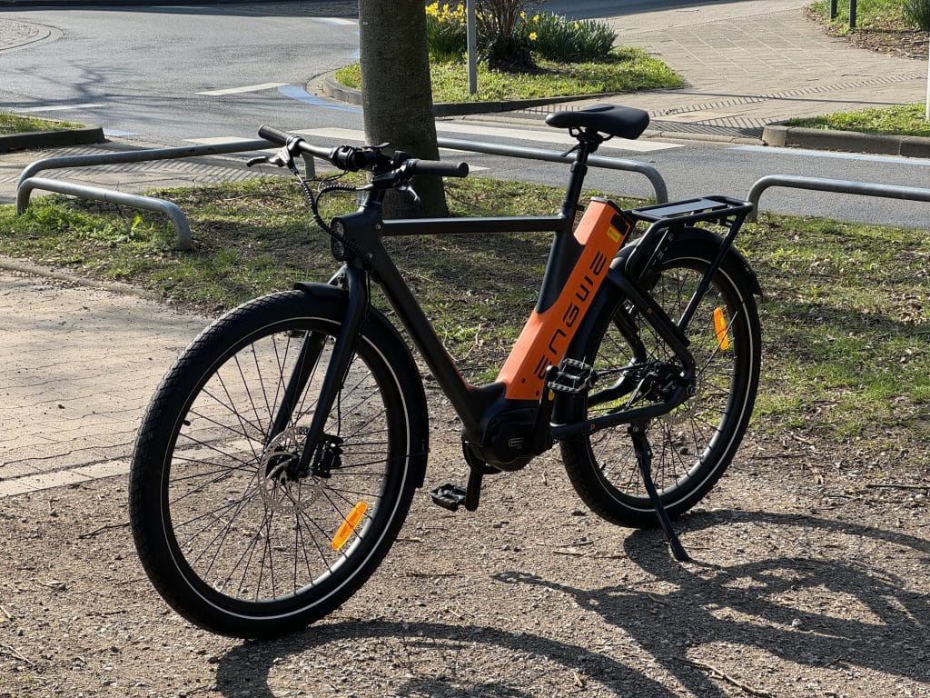 Engwe P275 Pro Urban E-Bike in der Stadt