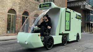 Mini-Sattelschlepper als E-Bike: Neues Cargobike mit 350 kg Kapazität für 2024