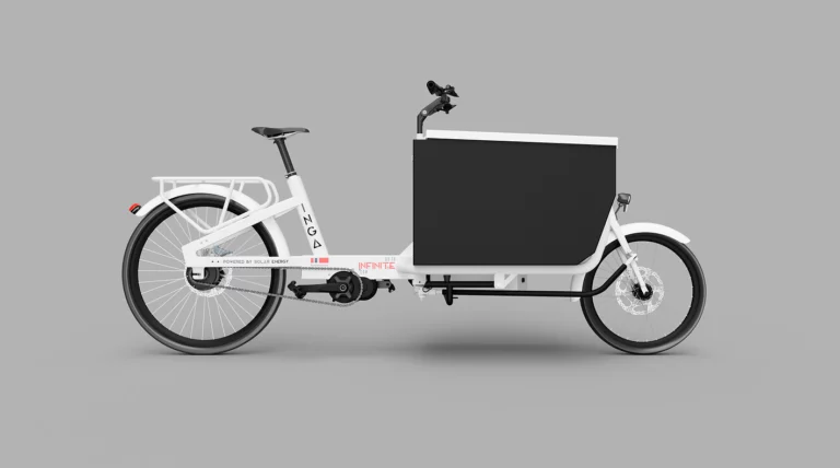E-Bike braucht keine Steckdose: Solarmodule auf E-Lastenrad sollen für 50 km Reichweite sorgen