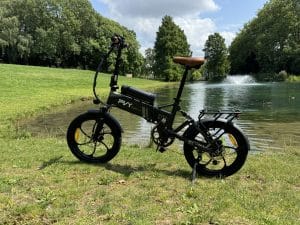 Günstiges E-Bike mit zwei Akkus zum Klappen: PVY Z20 Max im Test