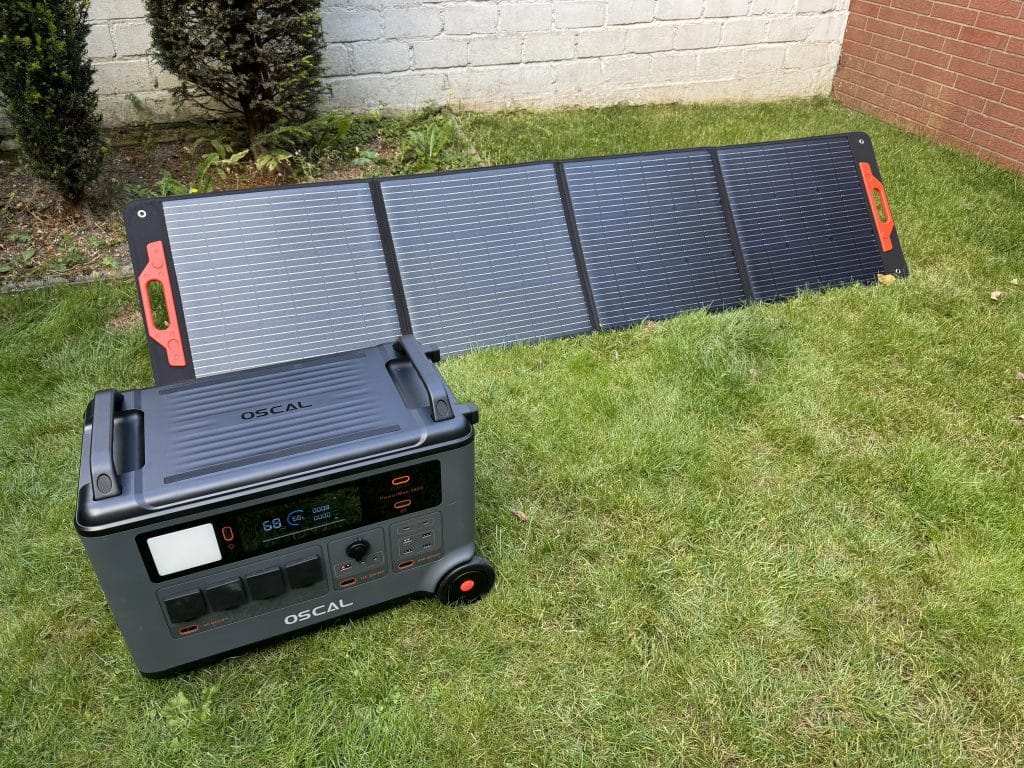 Solarpanel Oscal Blackview PM200 mit Powerstation