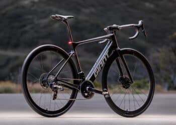 Die neue Giant-Serie Defy Advanced E+ Elite – eBikeNews.