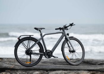 Ado Air 30 fährt mit innovativem Nabenmotor vor - eBikeNews