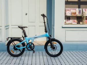 Kompaktes ADO Air 20 Ultra: Neues Falt-E-Bike schaltet von selbst