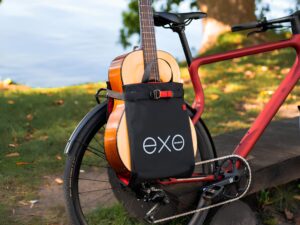 Kein Lastenrad? Diese Tasche macht jedes Fahrrad zum Transportwunder